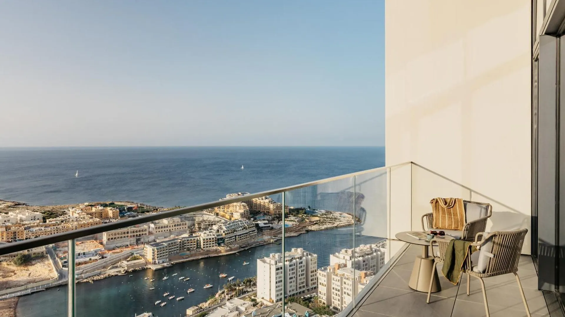 Me Malta By Melia Hotel Saint Julian's