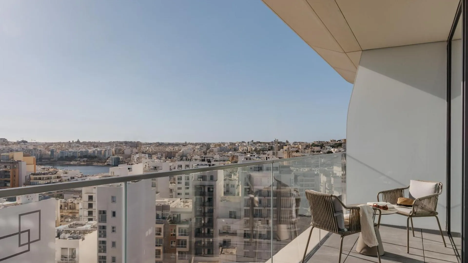 Hotel Me Malta By Melia San Ġiljan Malta