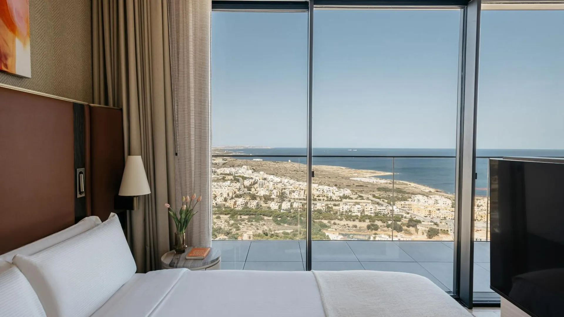 Hotel Me Malta By Melia San Ġiljan