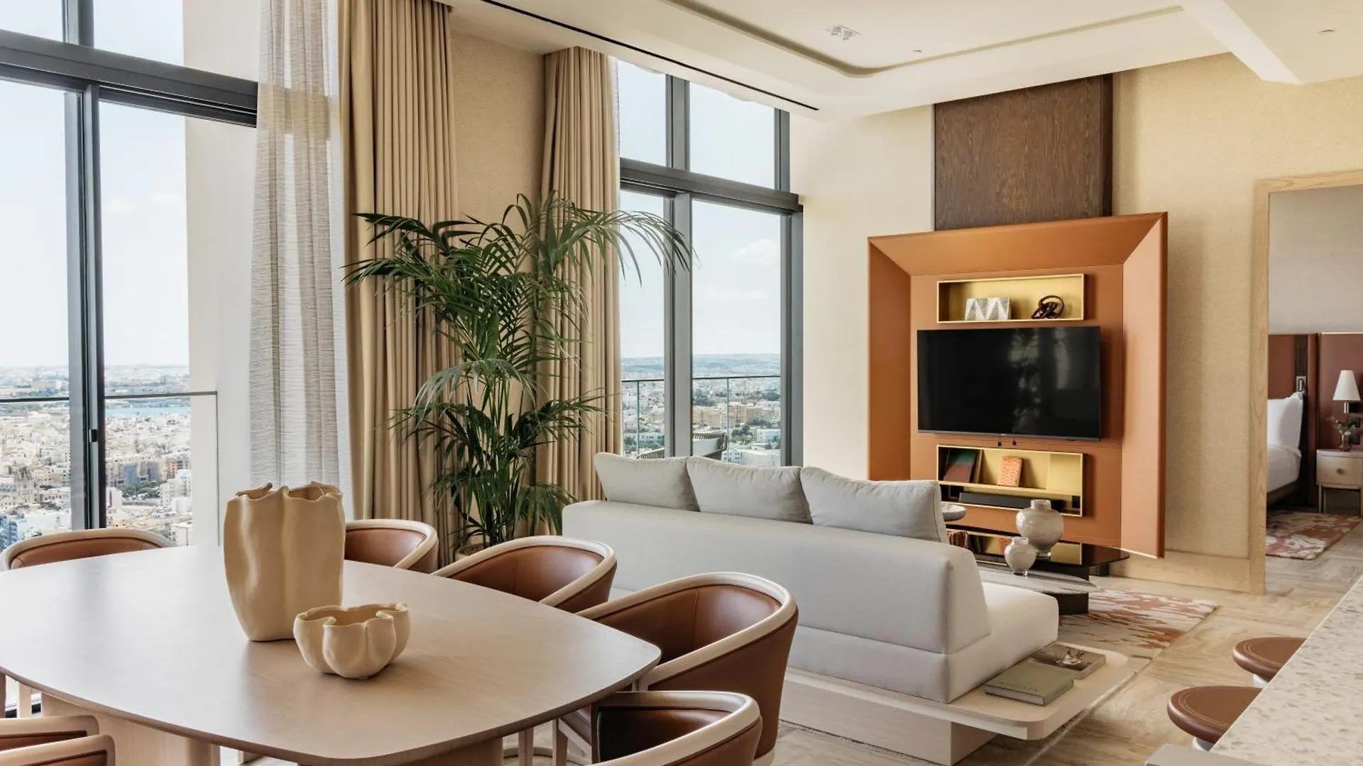 Hotel Me Malta By Melia San Ġiljan